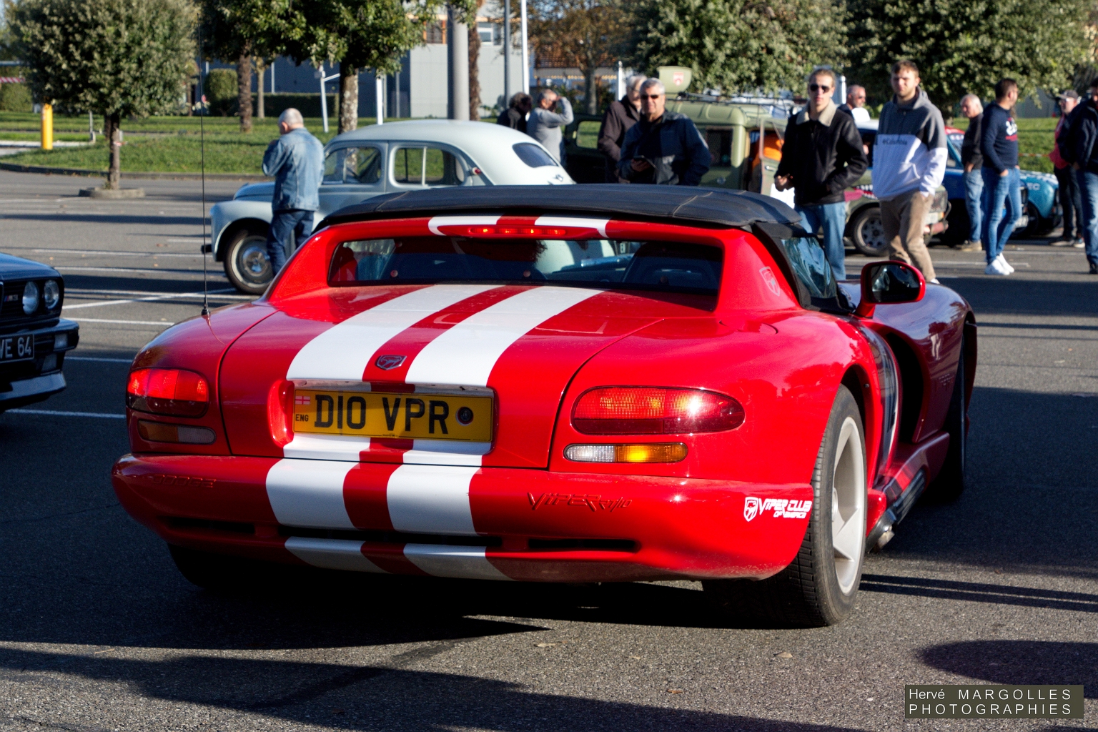 Dodge Viper SRT10-02.jpg